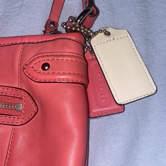 Coach Bag Hobo Pink EUC - Picture 2 of 5